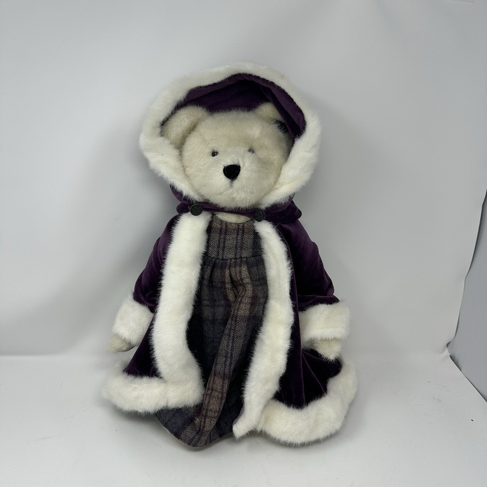 Boyds Bear Victoria L. Plumbeary 912015 T.J.'s Best Dressed Collection